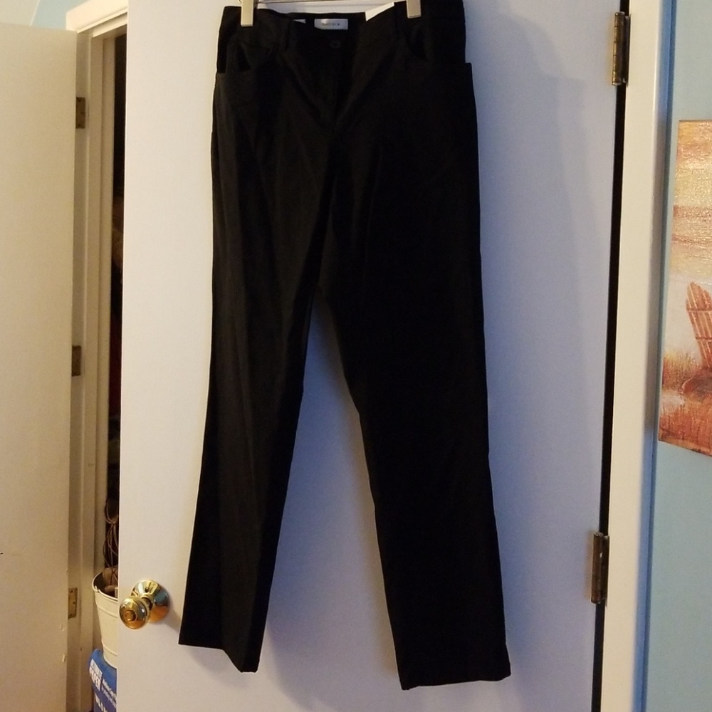 Slim fit stretchy legging dress pant